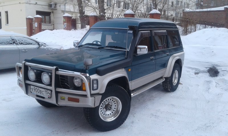 Nissan Safari y60