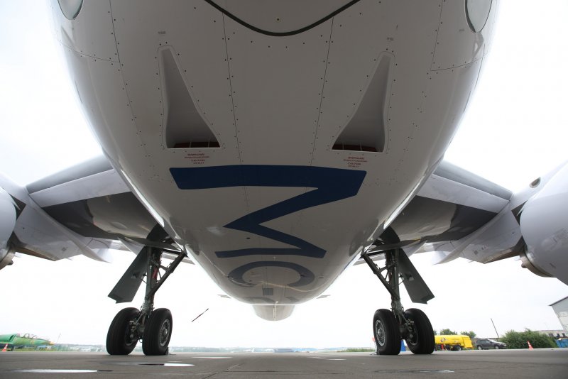 Среднемагистральный авиалайнер МС-21