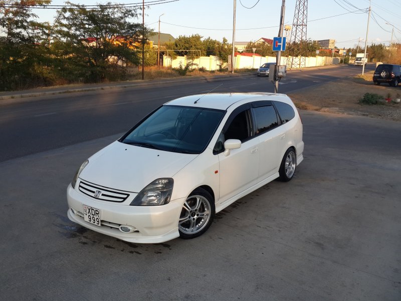 Honda Stream 2001
