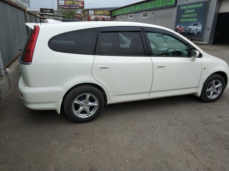 Honda Stream 2002 1.7