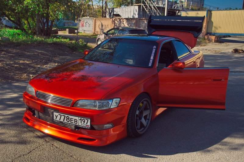 Тойота Марк 2 90 Tourer