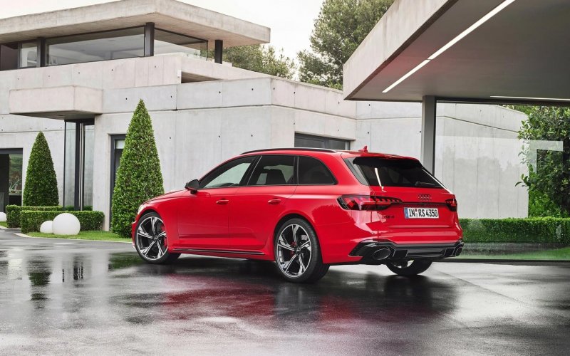 Audi rs4 2021