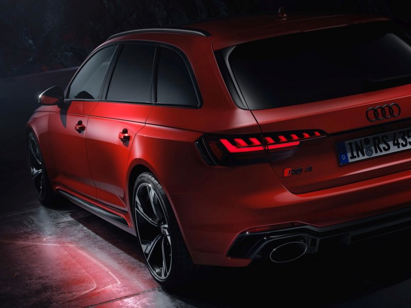 Ауди rs4 avant 2020