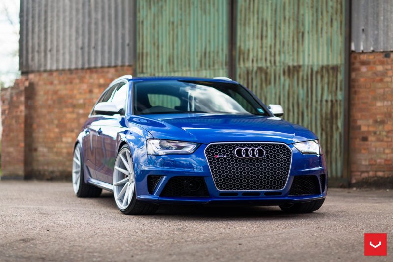 Audi rs4 2014
