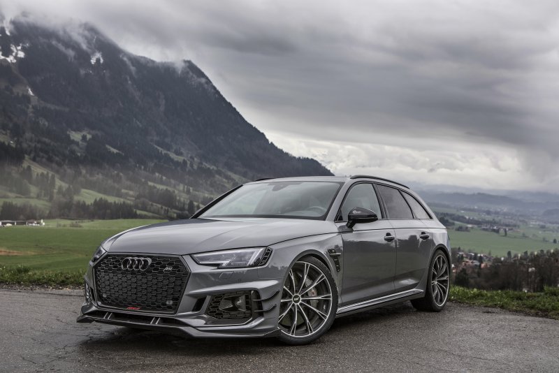 Audi rs4 sedan 2018