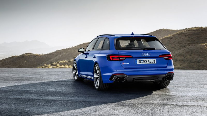 Ауди rs4 avant