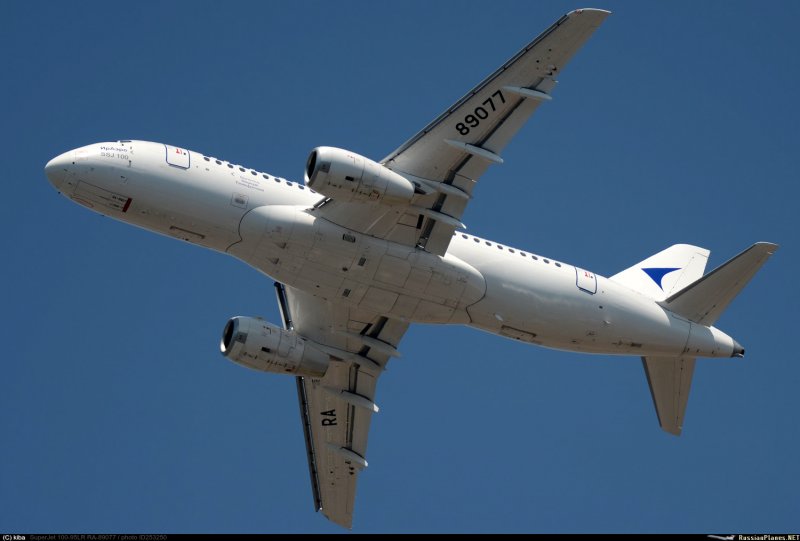IRAERO авиакомпания Superjet 100