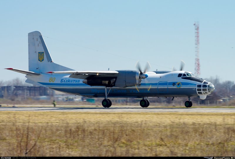 АН 30 борт номер 30