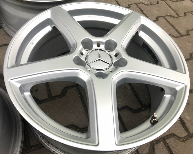 W176 r17 Mercedes