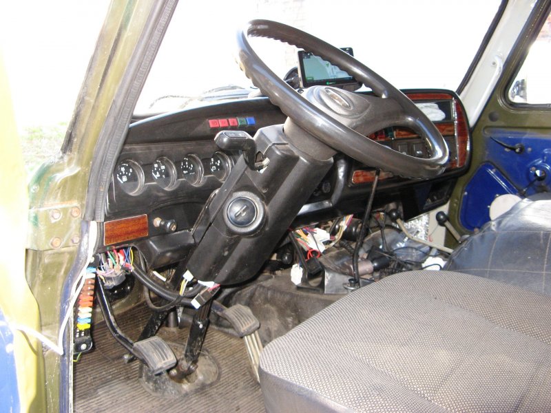 УАЗ 3909 руль