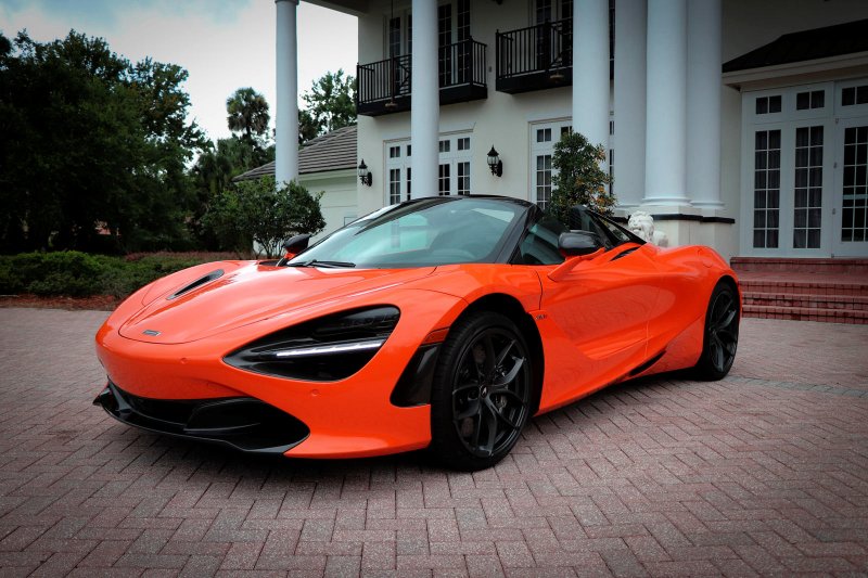 Макларен 720s