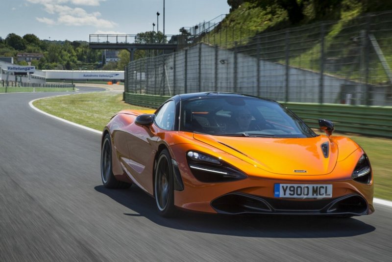 Макларен 720s
