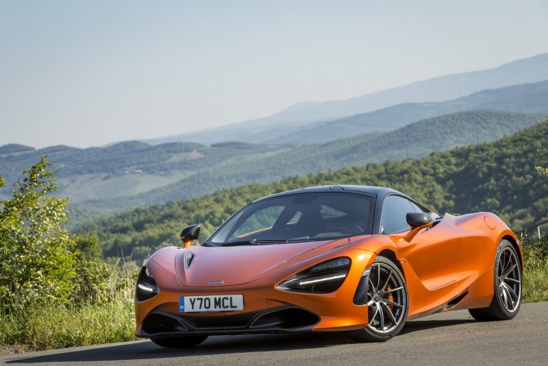 Макларен 720s