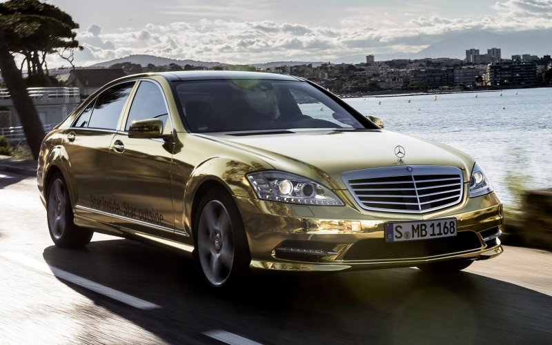 Машина Мерседес Бенц s600 w221