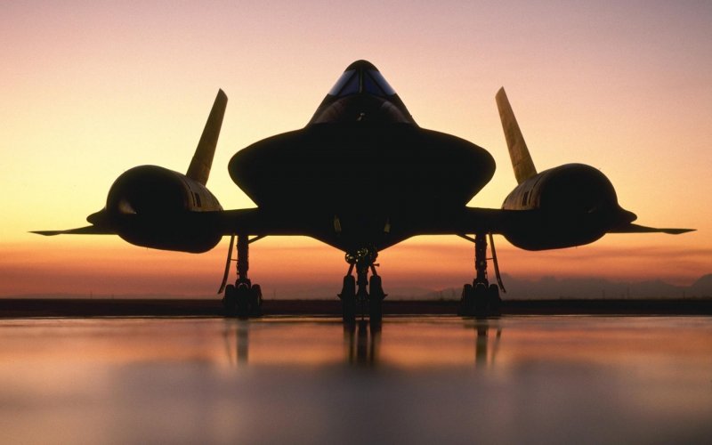 Самолет SR-71 Blackbird