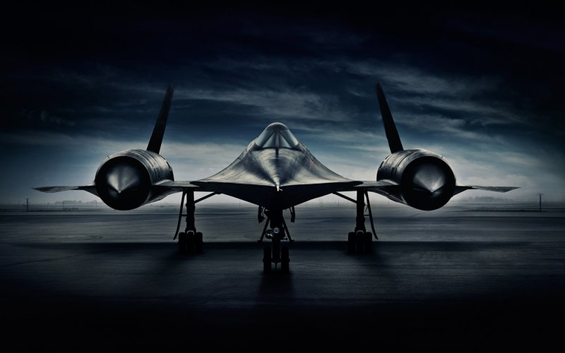 Самолет SR 71 Blackbird черный Дрозд