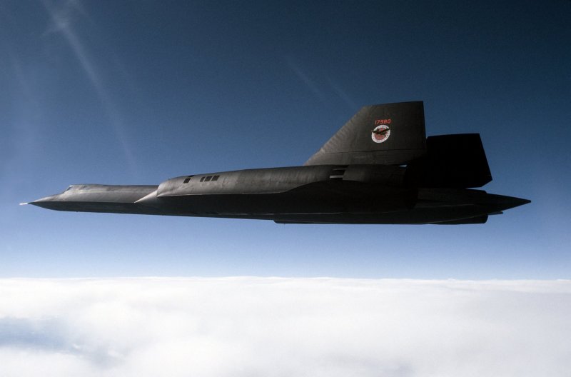 Самолет Lockheed SR-71 Blackbird