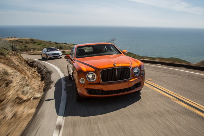 Bentley Bentayga 2