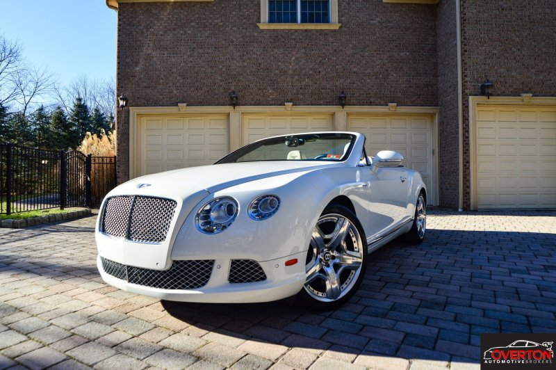 Внедорожник Bentley Bentayga