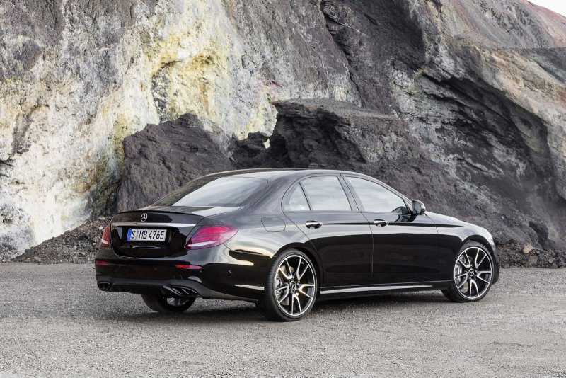 Мерседес e43 AMG