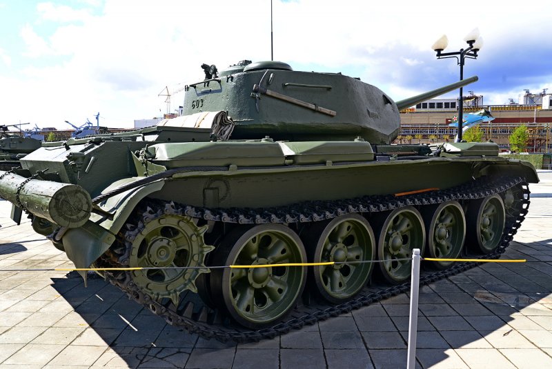Танк т-44б