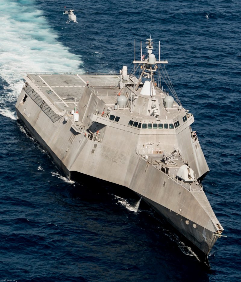 Корабль USS LCS-2 `Independence`