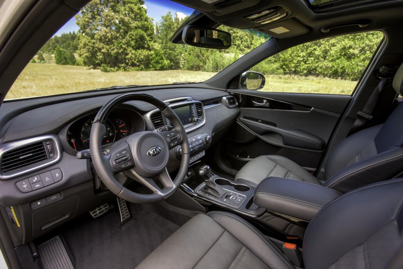 Kia Sorento 2016 салон