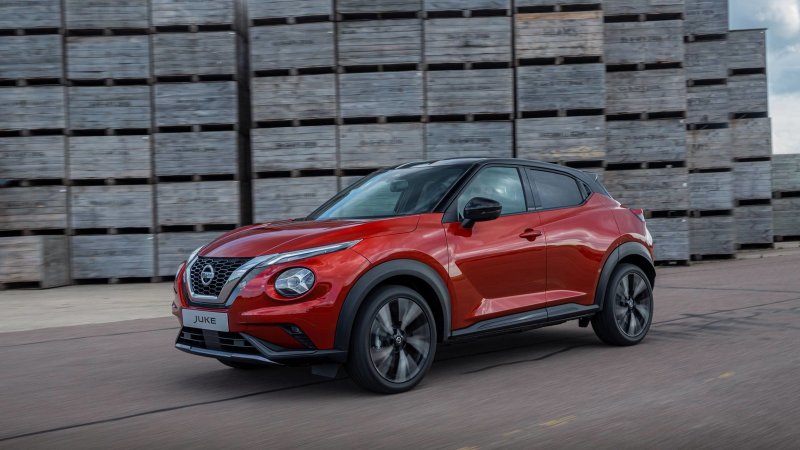 Nissan Arya салон
