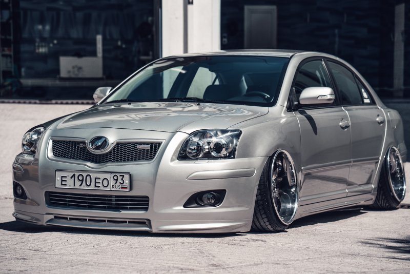 Авенсис Тойота стэнс 2005