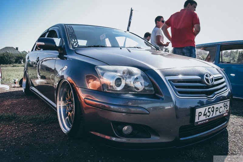 Toyota Avensis 2 стенс