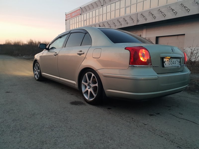 Занижения Тойота Авенсис 2