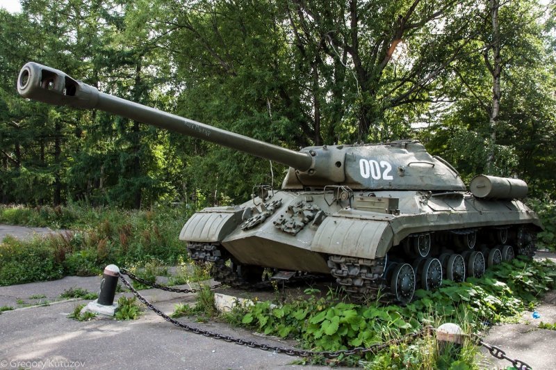 Танк. ИС-1, ИС-2, ИС-3.