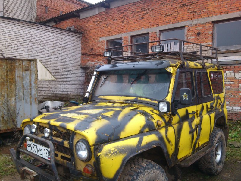УАЗ 31514 желтый