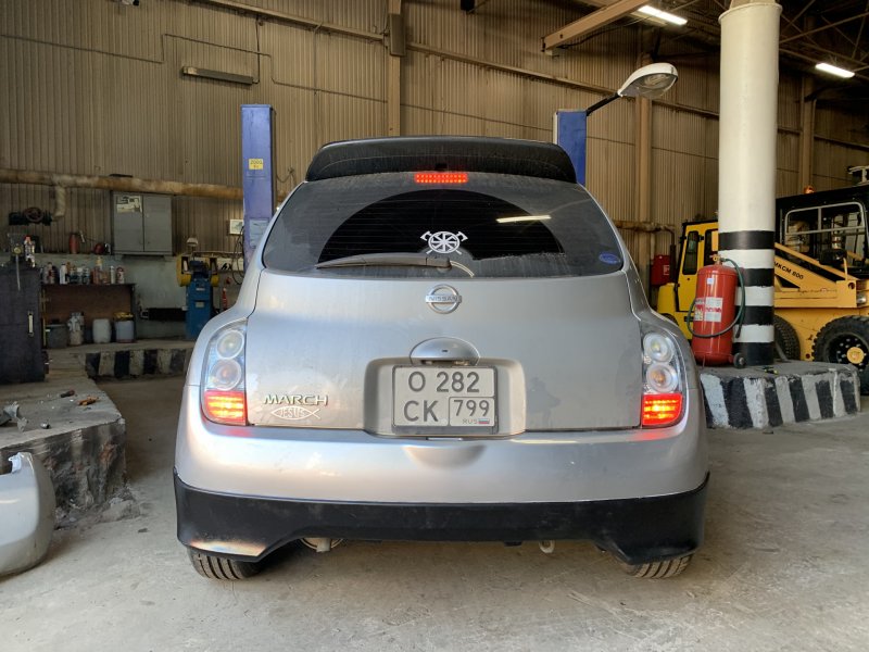 Nissan March к12 2