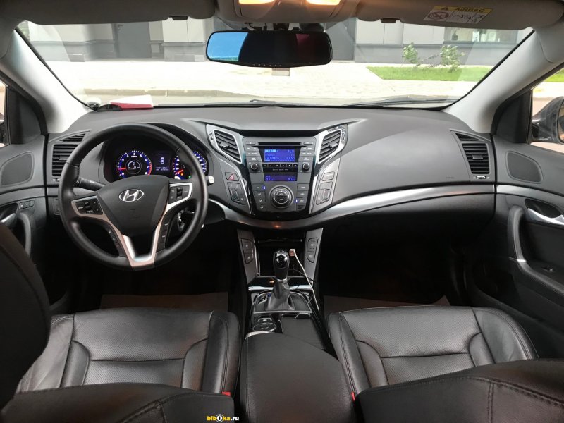 Hyundai i40 2014 салон
