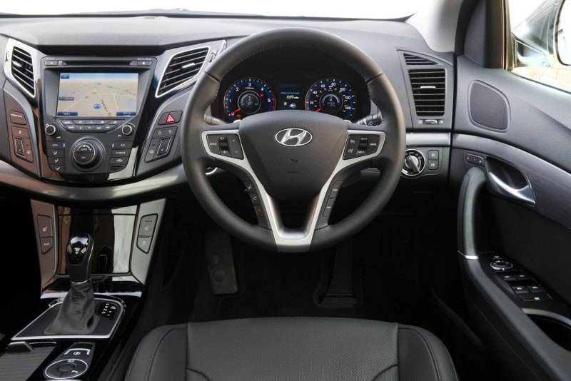 Hyundai i40 SW салон