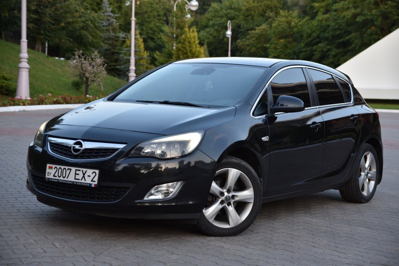 Opel Astra j 2010