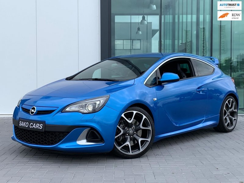 Opel Astra OPC 2.0 Turbo