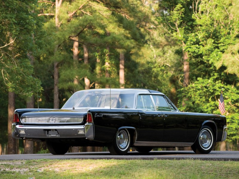 Lincoln Continental 2005
