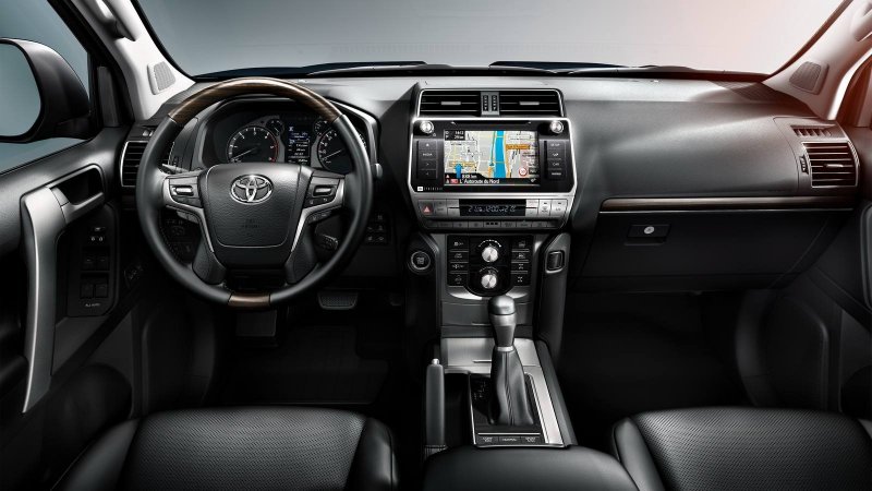 Toyota Land Cruiser Prado салон