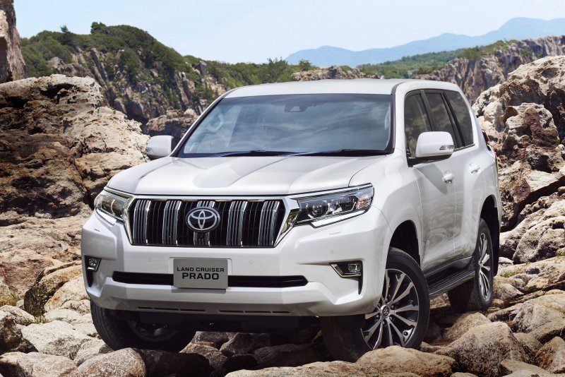 Тойота Land Cruiser Prado 2021