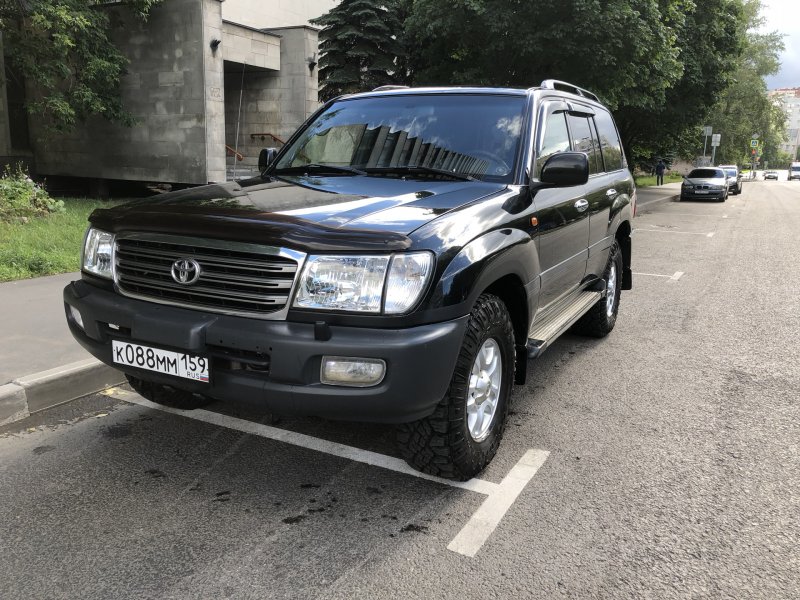 Toyota Land Cruiser 105 GX