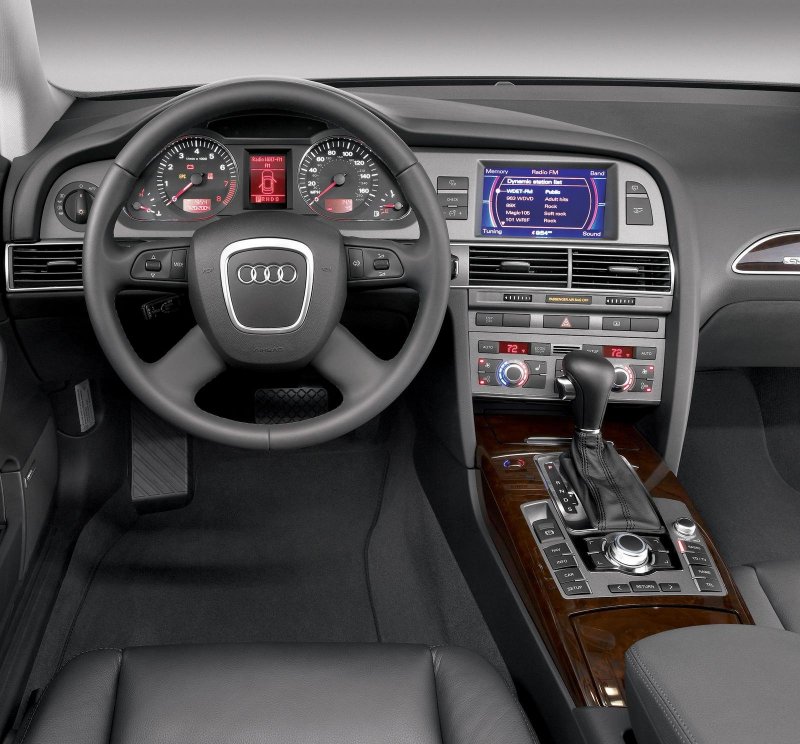 Ауди а6 с6 2006