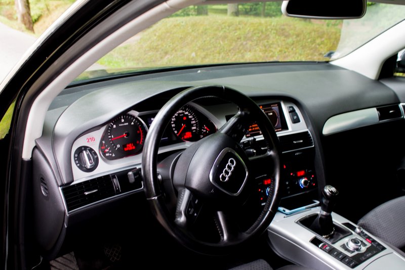 Audi c6 салон
