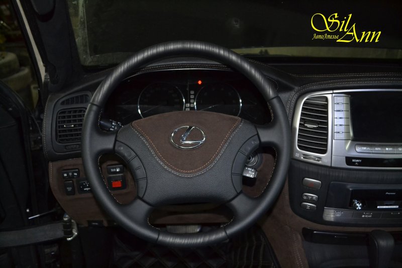 Перешивка салона Lexus lx470