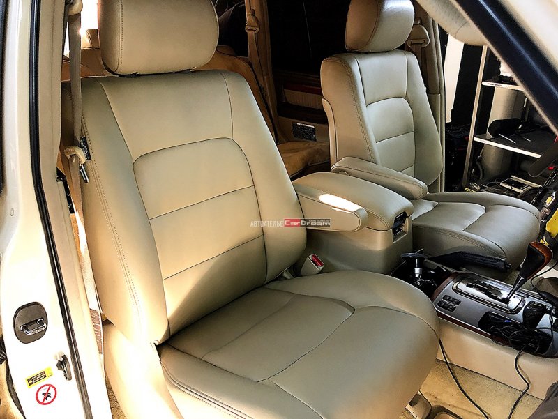 Перетяжка салона Lexus LX 470