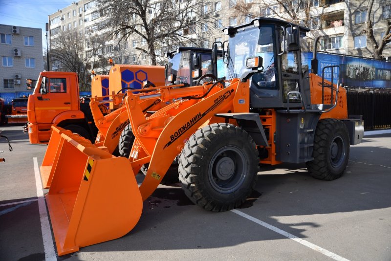 Фронтальный погрузчик Дормаш