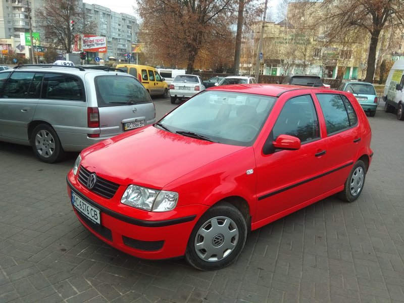 Volkswagen Polo sedan