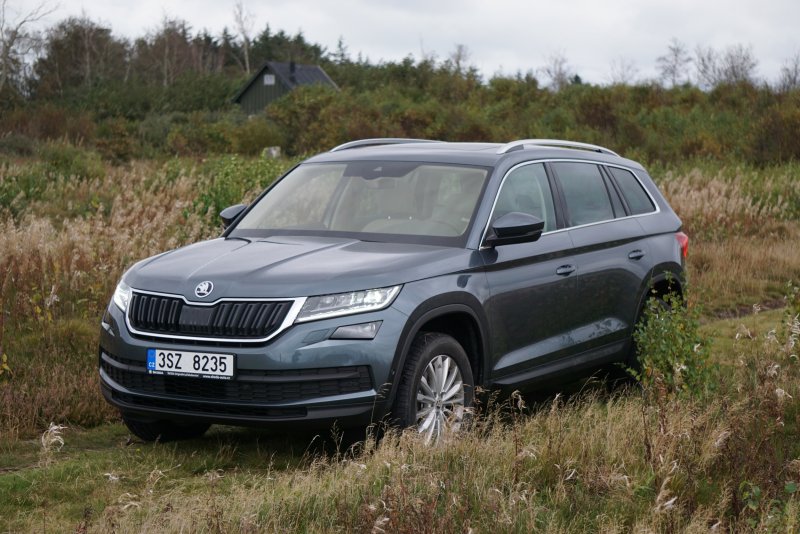 Skoda Kodiaq зеленый