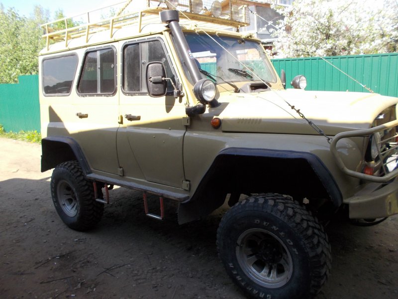 УАЗ-469 внедорожник «Хантер»